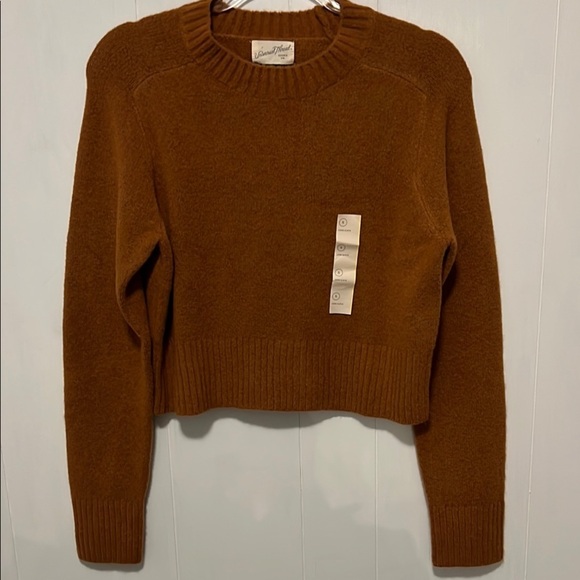 BNWT Universal Threads Brown Crew Cropped Sweater Size Small - Picture 1 of 8